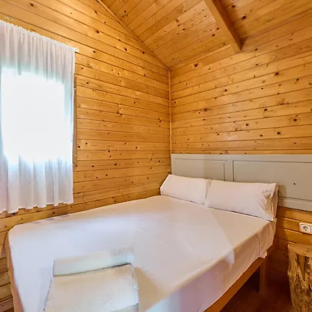 Camping-Bungalow La Vall De Campmajor Sant Miquel de Campmajor Chambre photo