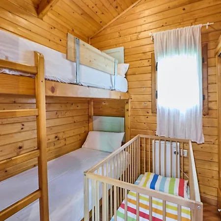 Camping-Bungalow La Vall De Campmajor Sant Miquel de Campmajor Chambre photo