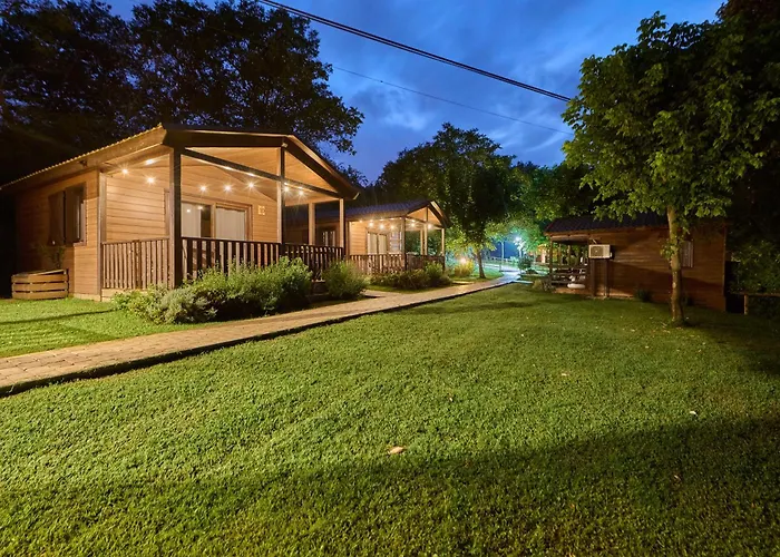 Camping-Bungalow La Vall De Campmajor