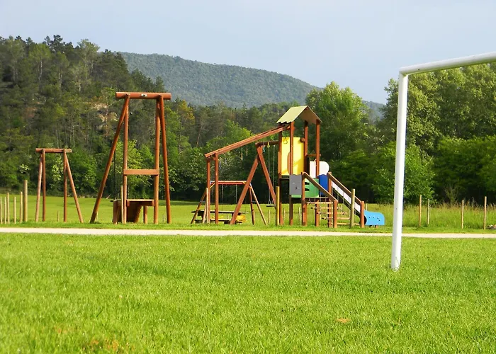 Camping-Bungalow La Vall De Campmajor